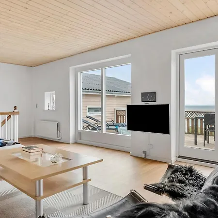 3 Bedroom Beautiful In Allinge-Sandvig