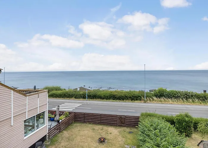 3 Bedroom Beautiful In *