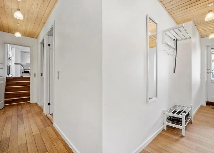 3 Bedroom Beautiful In *
